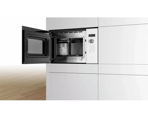 Встраиваемая микроволновая печь BOSCH BFL554MW0 белый