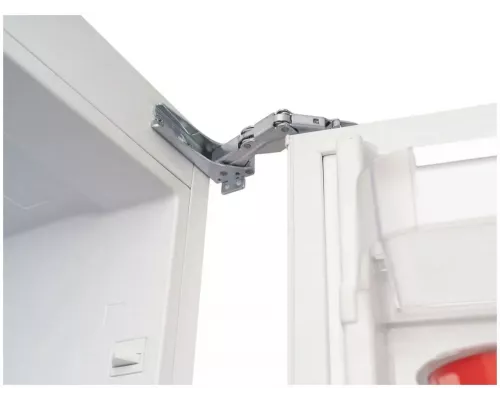 Встраиваемый холодильник Schaub Lorenz SLUE235W4