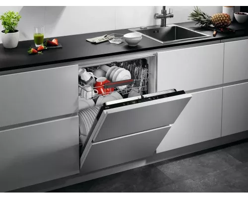 Встраиваемая посудомоечная машина AEG FSB5360CZ