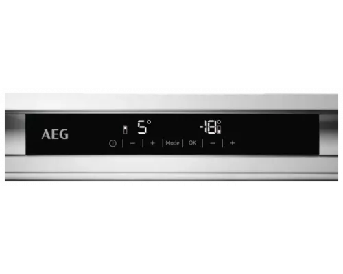 Встраиваемый холодильник AEG SCB819E8TS