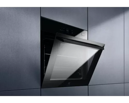Духовой шкаф Electrolux EOB8S39Z
