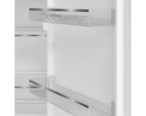 Встраиваемый холодильник INDESIT IBD 18 белый