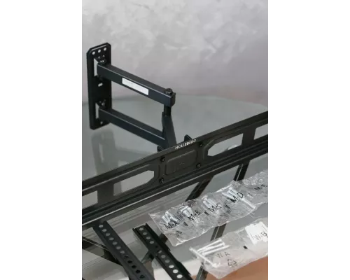 Кронштейн HOLLEBERG HTB-703TS