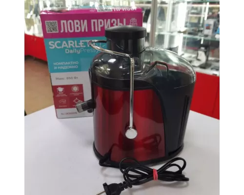 Соковыжималка Scarlett SC-JE50S15 красный