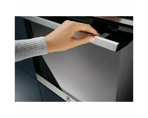 Духовой шкаф Electrolux EOD6P66X серебристый/черный