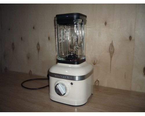 Блендер KitchenAid 5KSB4026EAC кремовый Блендер KitchenAid 5KSB4026EAC кремовый