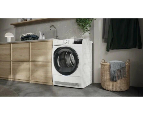 Сушильная машина Electrolux EW6D295GE белый