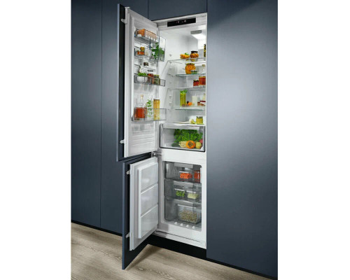 Встраиваемый холодильник Electrolux LNS6TE19S Встраиваемый холодильник Electrolux LNS6TE19S