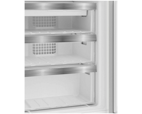 Встраиваемый холодильник Hotpoint HBH 18 белый Встраиваемый холодильник Hotpoint HBH 18 белый