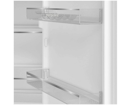Встраиваемый холодильник Hotpoint HBH 20 белый Встраиваемый холодильник Hotpoint HBH 20 белый