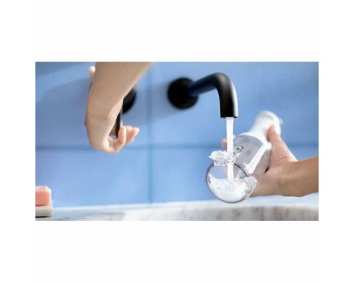 Ирригатор Philips HX3826/31 белый