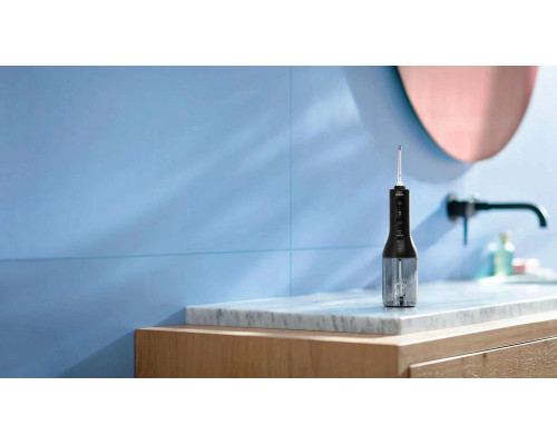 Ирригатор Philips HX3826/33 черный