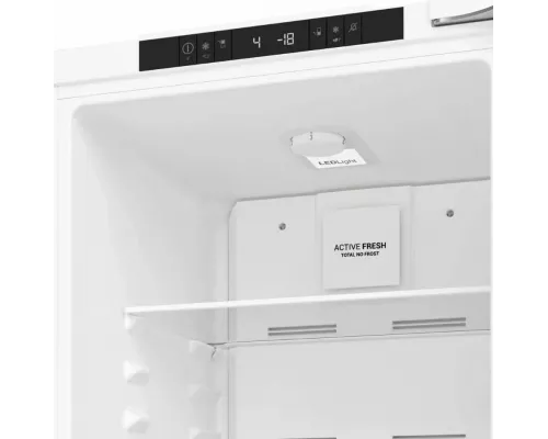 Встраиваемый холодильник Hotpoint HBT 18