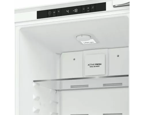 Встраиваемый холодильник Hotpoint HBT 20I белый