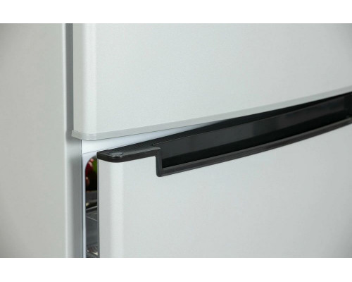 Холодильник БИРЮСА M553 металлик