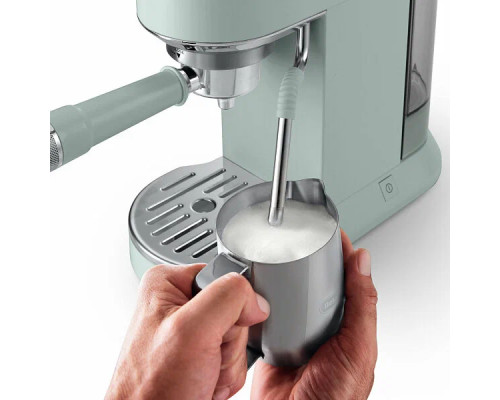 Кофеварка Delonghi EC890.GR