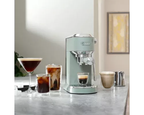 Кофеварка Delonghi EC890.GR
