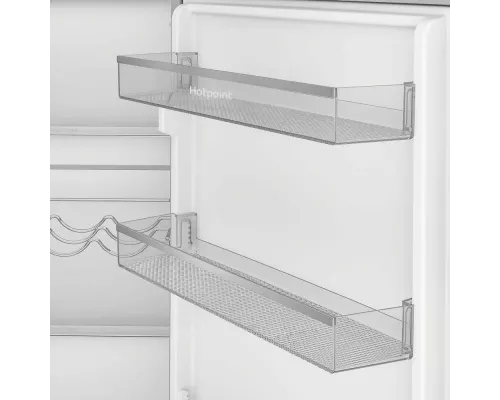 Встраиваемый холодильник HOTPOINT HBDR 18I