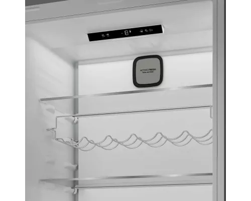 Встраиваемый холодильник HOTPOINT HBT 400I