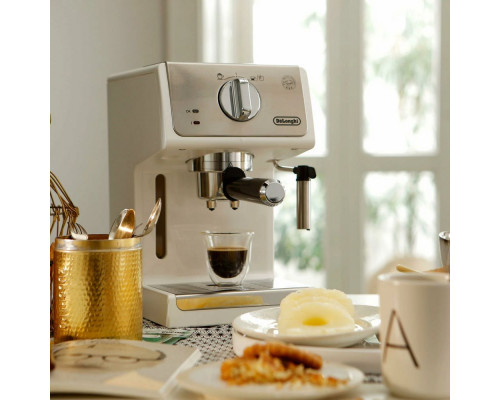 Кофеварка DeLonghi ECP33.21. W белый