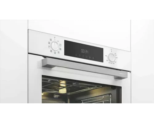 Духовой шкаф Grundig GEBM12300WC белый