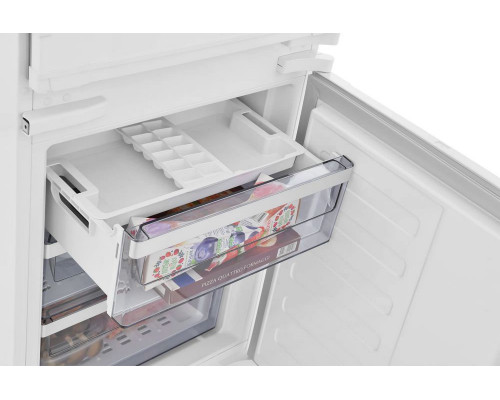 Встраиваемый холодильник Grundig GKIN25720 белый