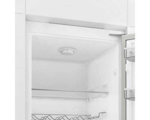 Встраиваемый холодильник Hotpoint HBDR 18