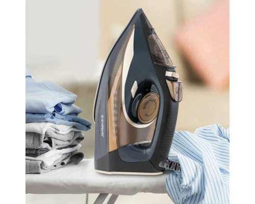 Утюг ENDEVER DELTA-233 черный/золотой