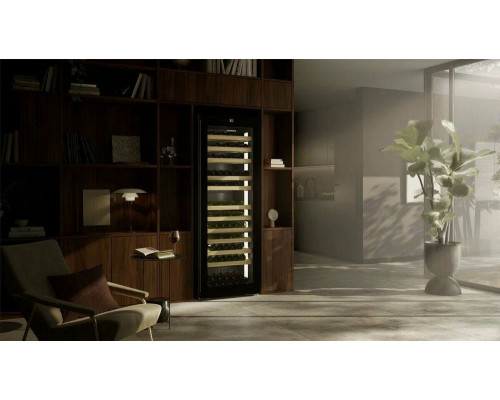 Винный шкаф Liebherr WPgbi 7473-20 001 черное стекло