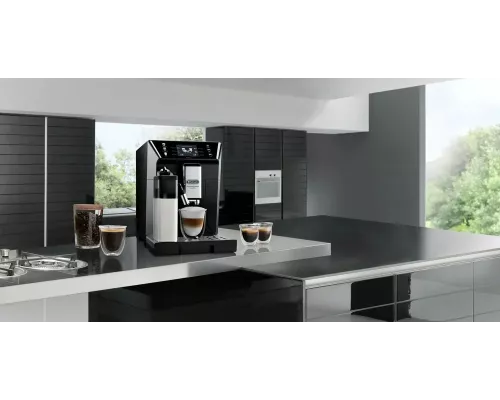 Кофемашина DeLonghi ECAM550.65.SB черный/серебристый