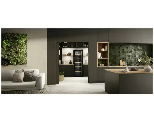 Винный шкаф LIEBHERR WPbl 5001-20 001 черный