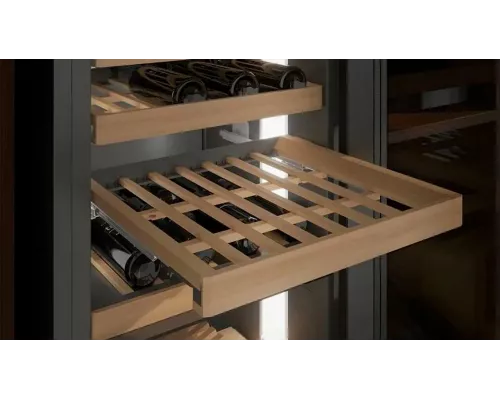 Винный шкаф Liebherr WPgbi 7472-20 001 черное стекло