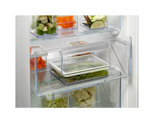 Встраиваемая морозильная камера Electrolux LUB3AE88S