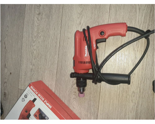 Дрель ударная Makita M0801