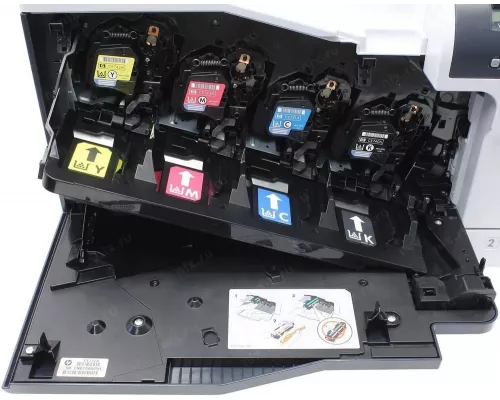 Принтер лазерный HP Color LaserJet CP5225dn