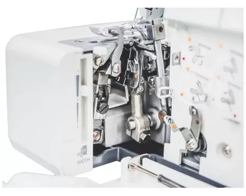 Оверлок Necchi 4554D белый/зеленый