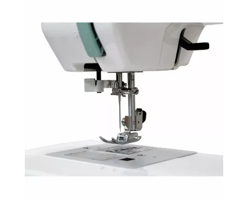 Швейная машина Janome HD6130