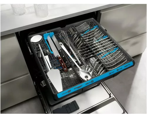 Встраиваемая посудомоечная машина Electrolux EEM48221L