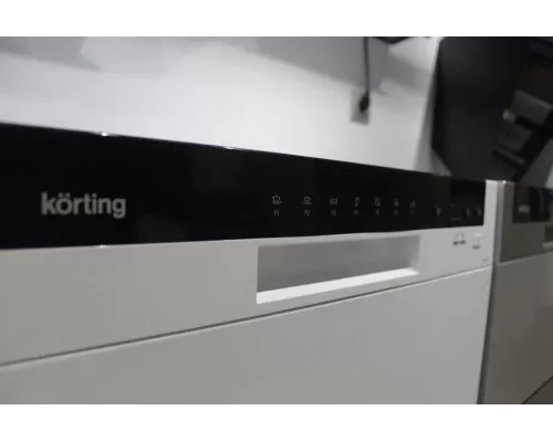 Посудомоечная машина KORTING KDF 2050 S серебро
