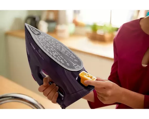 Утюг Philips DST7051/30 фиолетовый